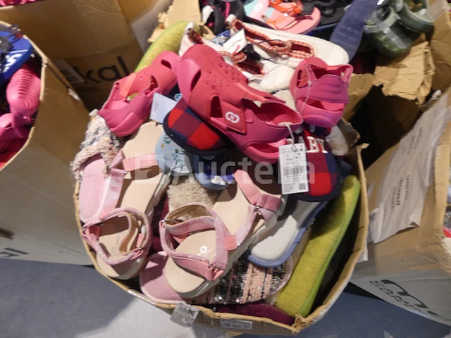 100 veelkleurige pantoffels - afbeelding 2 van  7