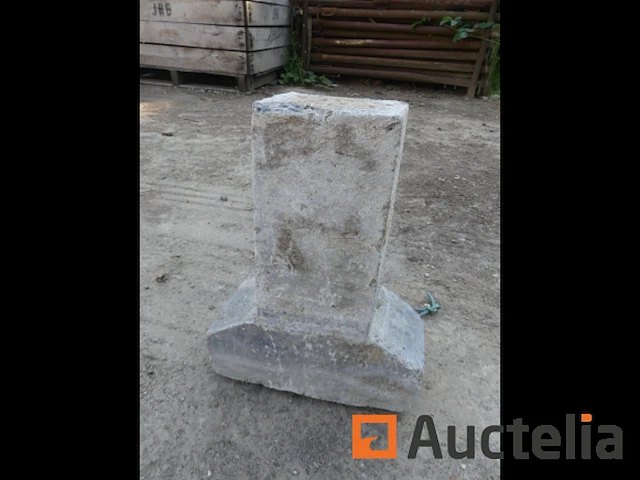 100 voet betonnen t-voeten - afbeelding 1 van  6
