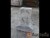 100 voet betonnen t-voeten