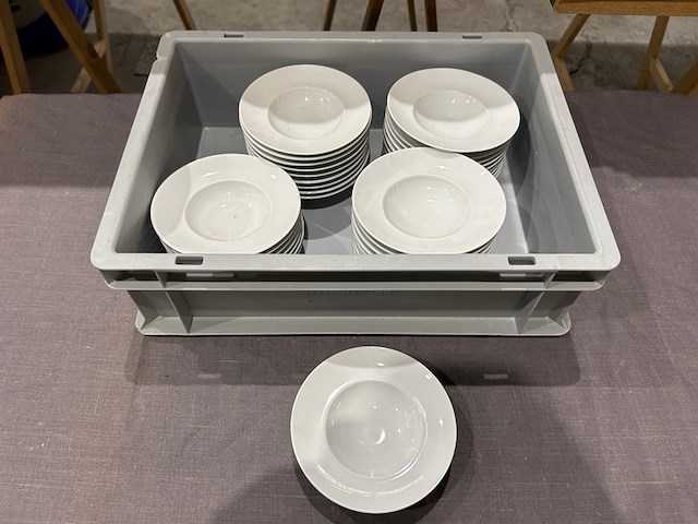 100 witte bordjes - afbeelding 1 van  4