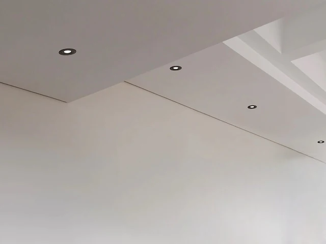 100 x 4.9w smd led inbouwspot 6000k zwart met lens - afbeelding 2 van  6