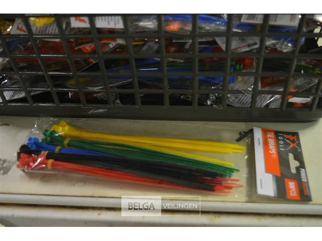 100 x 50 pcs katoelbinders, inhoud mand,tie raps - afbeelding 2 van  2