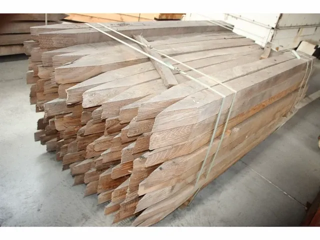 100 x robinia acacia paal 200 cm - afbeelding 2 van  4