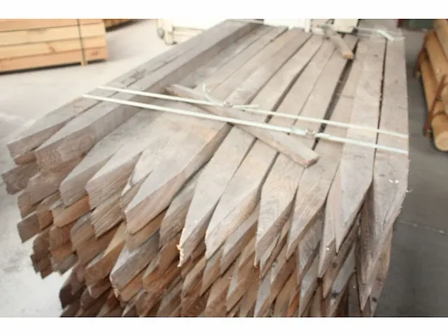 100 x robinia acacia paal 200 cm - afbeelding 3 van  4