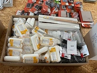 100 x schildersgereedschap - afbeelding 1 van  9
