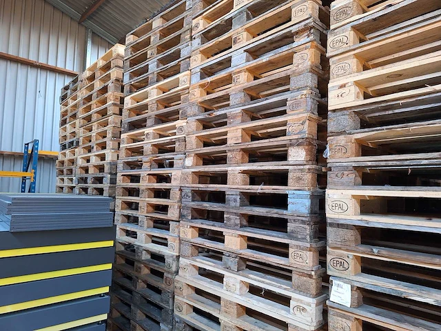 100x euro pallet - afbeelding 1 van  2