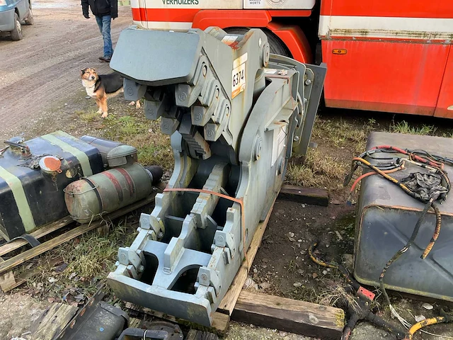 1019 heinz hr15 betoncrusher - afbeelding 2 van  7
