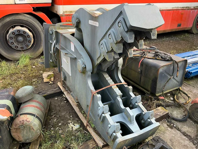 1019 heinz hr15 betoncrusher - afbeelding 5 van  7