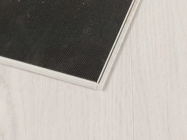 105 m2 pvc spc click plank met xps onderlaag - 1220 x 228 x 5 mm - afbeelding 4 van  4