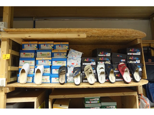 105x div damespantoffels - afbeelding 11 van  18