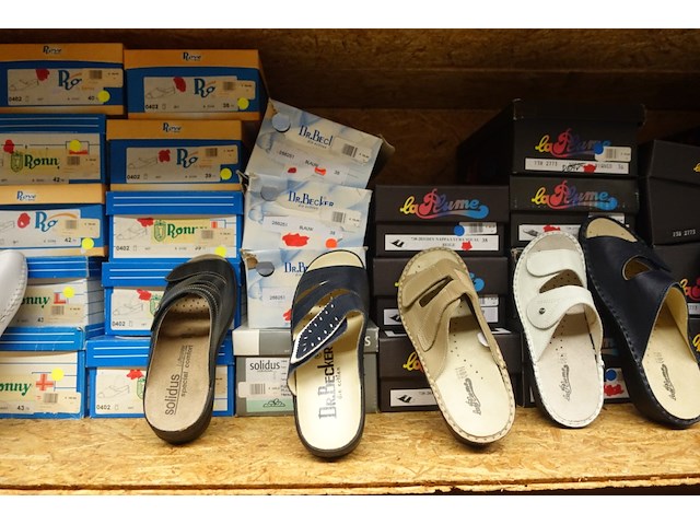 105x div damespantoffels - afbeelding 13 van  18