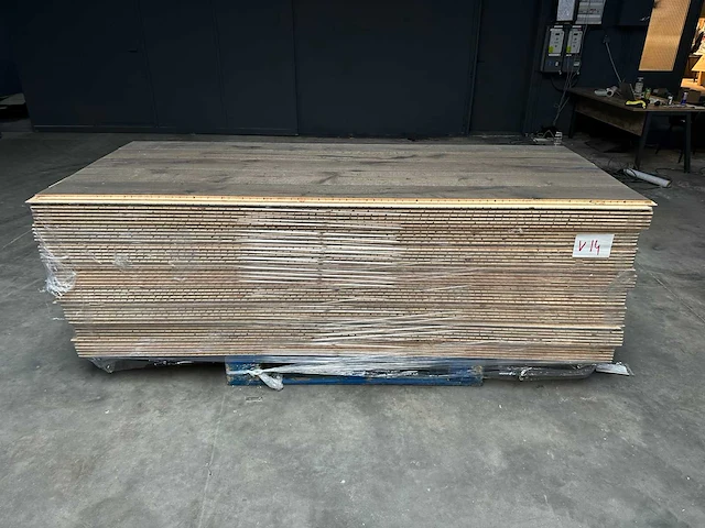 108,8 m2 multiplank eiken parket xl - 2420 x 187 x 15 mm - afbeelding 4 van  4