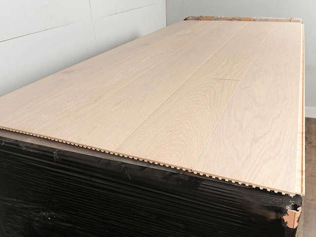 109 m2 parket eiken xl mutliplank - 2000 x 187 x 15 mm - afbeelding 2 van  4