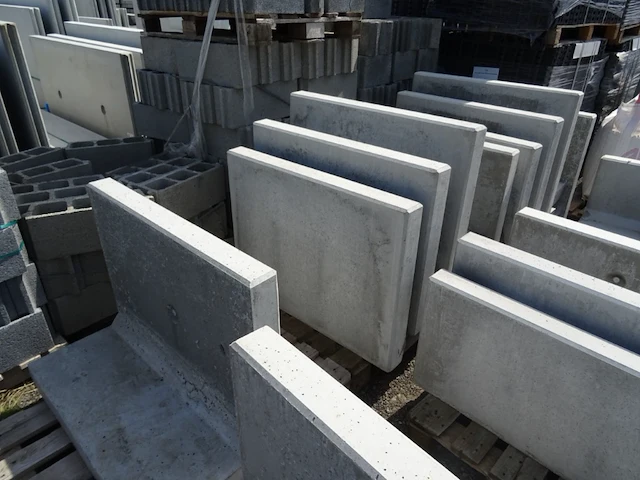 10x betonnen keerwand - afbeelding 1 van  4