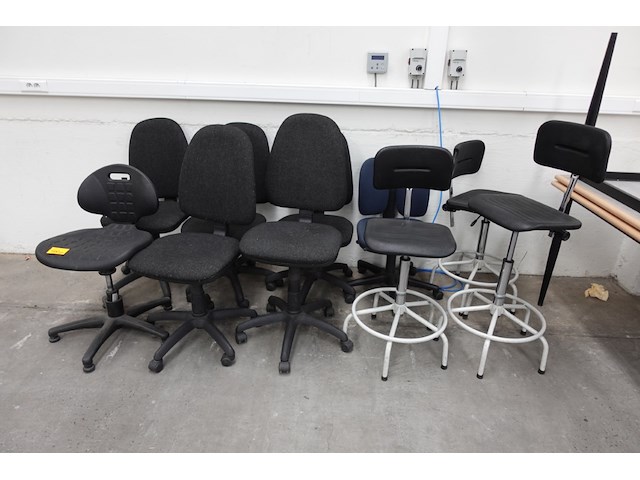 10x diverse stoelen - afbeelding 1 van  3