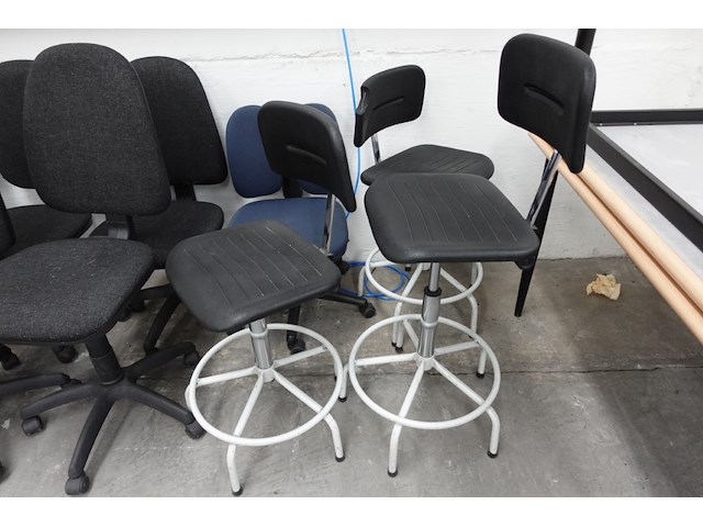 10x diverse stoelen - afbeelding 3 van  3