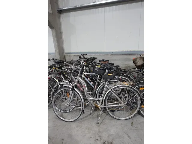 10x fiets - afbeelding 1 van  4