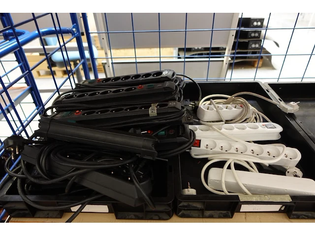 10x inhoud karren - afbeelding 11 van  29