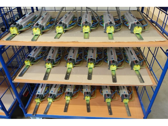 10x inhoud karren - afbeelding 12 van  29