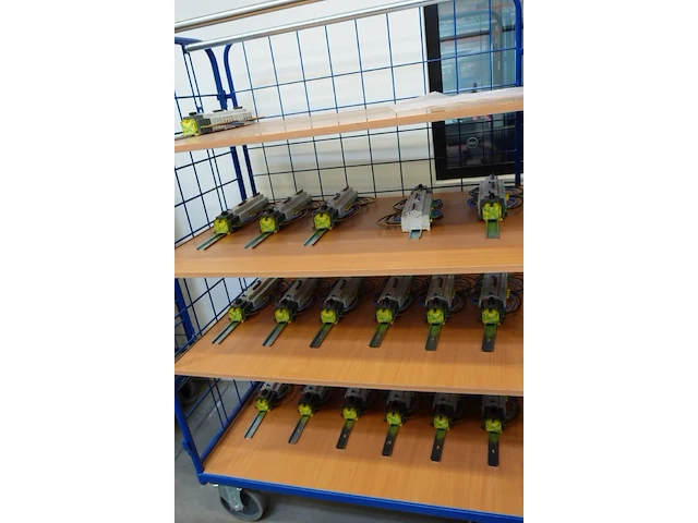 10x inhoud karren - afbeelding 25 van  29