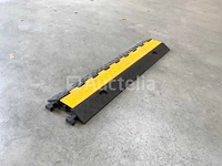 10x kabelbrug met klep en 2 kanalen 100x250x45mm - afbeelding 1 van  7