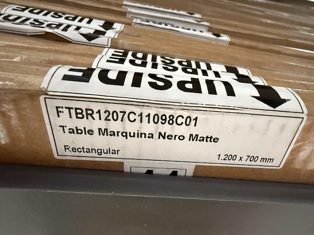 10x keramische salontafelblad marquina nero matte - 1200mm - afbeelding 2 van  3