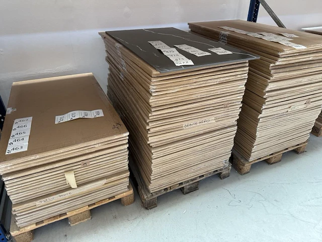 10x keramische salontafelblad marquina nero matte - 1200mm - afbeelding 3 van  3