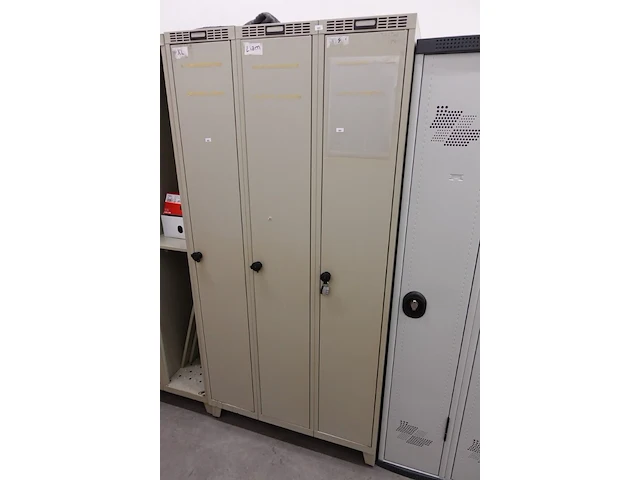 10x metalen lockerkast - afbeelding 2 van  12