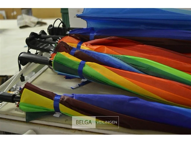 10x regenboog stokparaplu's - afbeelding 2 van  4