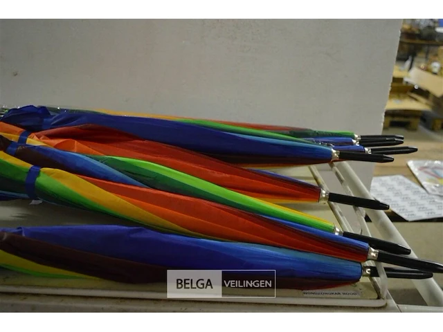 10x regenboog stokparaplu's - afbeelding 3 van  4