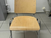 10x stapelstoelen + 3x tafels - afbeelding 3 van  4