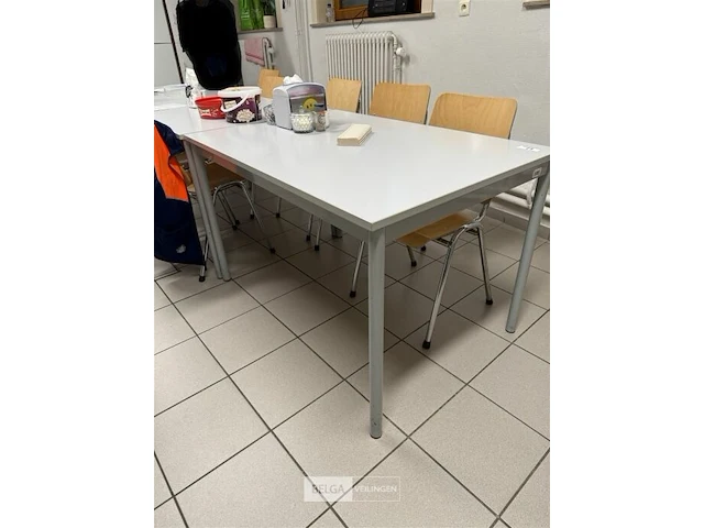 10x stapelstoelen + 3x tafels - afbeelding 4 van  4
