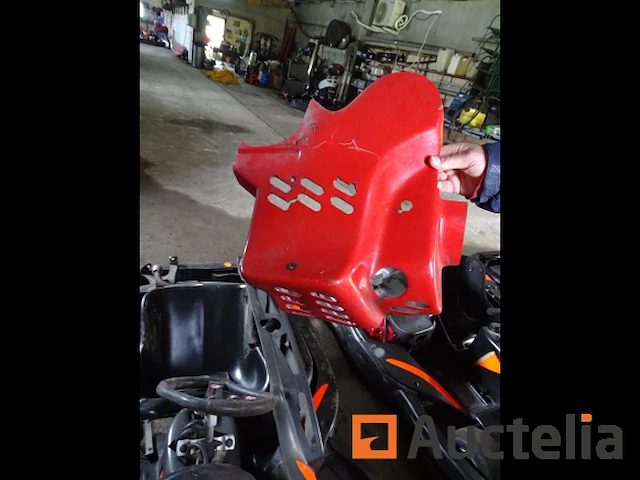 11 alpha motorhoes voor karten - afbeelding 2 van  3