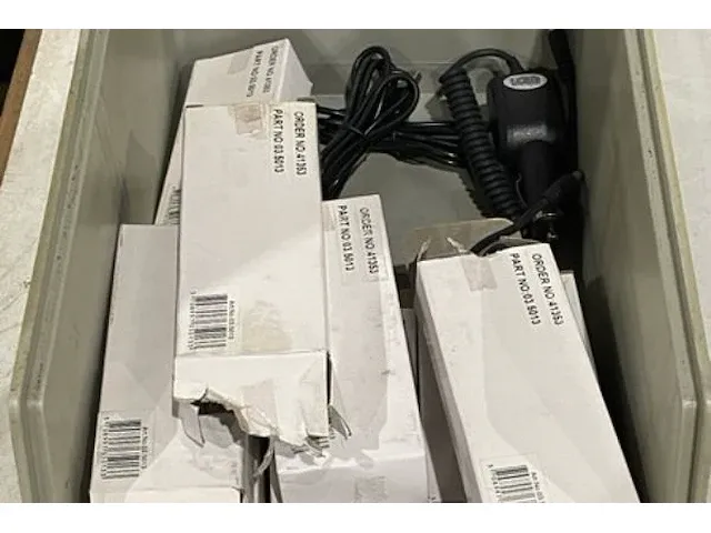 11 auto adaptors - afbeelding 6 van  6