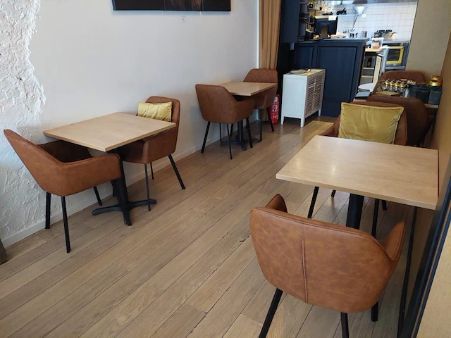 11 bistrotafels vv plm 22 stoffen stoelen - afbeelding 5 van  9