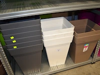11 bloempot elho 52cm hoog, 46 liter: 6 antraciet + 3 wit +2 bruin - afbeelding 5 van  5