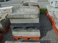 11 borduren 1 m, 18 hoekborduren vierkant (zonder pvc paletten) - afbeelding 4 van  9