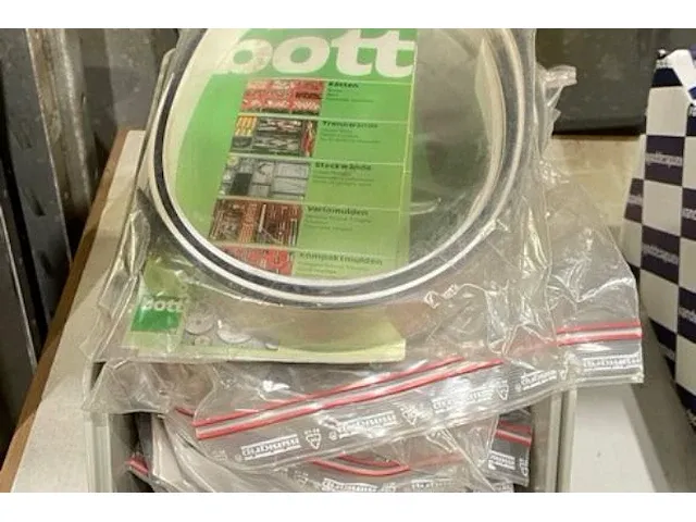 11 bott pvc scheidingswanden - afbeelding 5 van  5