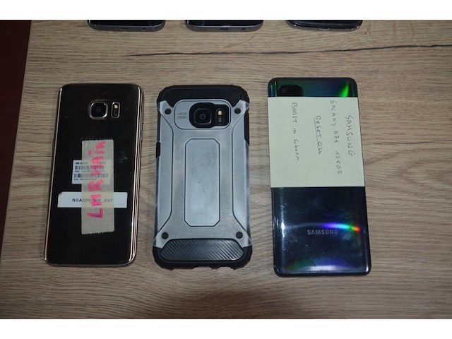 11 defecte smartphones zonder lader: 6 samsung, 2 nokia, 2 motorolla, 1 acer (b401) - afbeelding 5 van  9