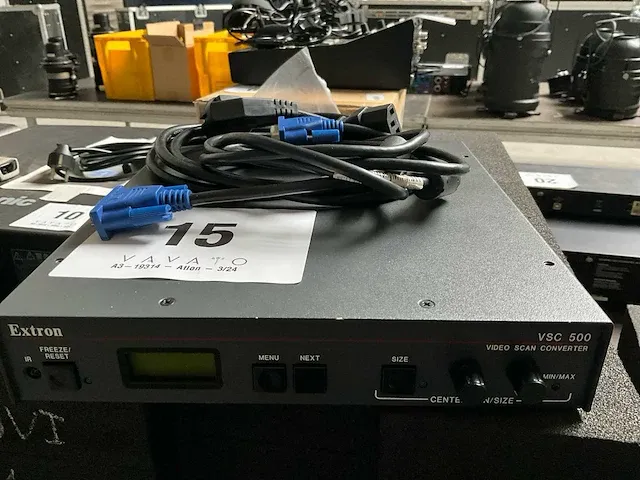 11 diverse videosplitters en 1 scanconverter - afbeelding 2 van  11