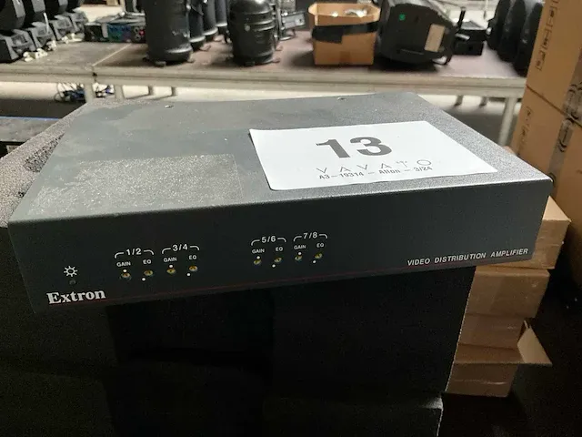 11 diverse videosplitters en 1 scanconverter - afbeelding 10 van  11