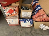 11 dozen bouten - afbeelding 6 van  6