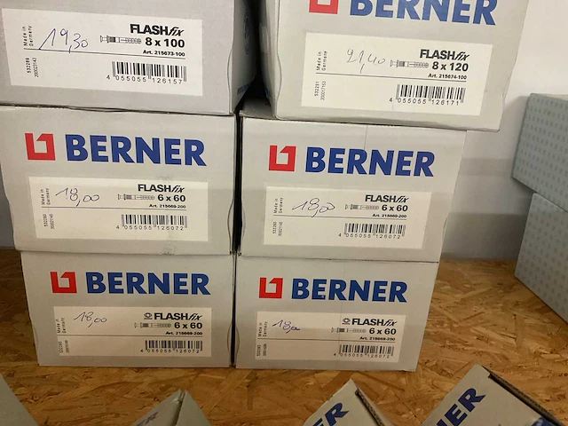 11 dozen nagelpluggen; schroeven - afbeelding 2 van  4