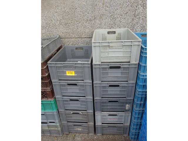 11 grijze bakken - afbeelding 1 van  1