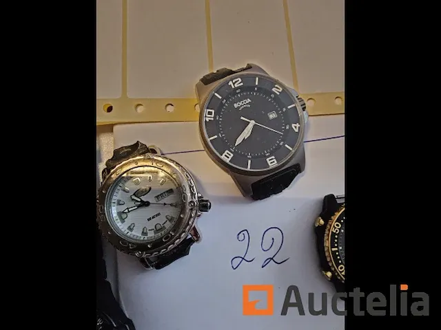 11 horloges (ref22) - afbeelding 1 van  2