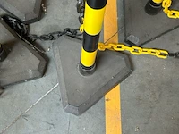 11 paaltjes met ketting - afbeelding 4 van  5