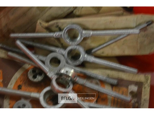 11 pakjes tappen van 6 en 8 - afbeelding 2 van  3