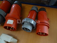 11 stopcontacten, 3 stekkers (zie detail) - afbeelding 4 van  12