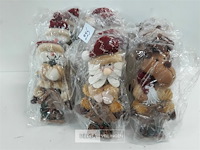 11 x kerstfiguur op vogelhuisje 11 cm 3 assorti - afbeelding 1 van  3