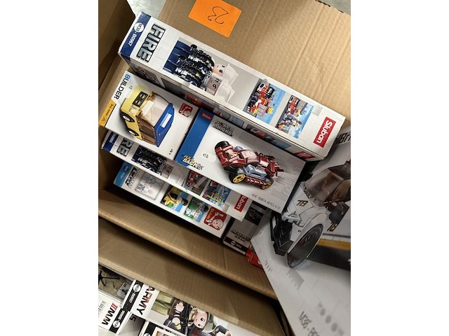 11 x speelgoed sluban - afbeelding 1 van  1